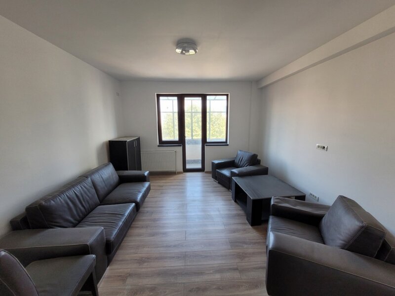 Ultracentral 5 Camere ideal regim hotelier