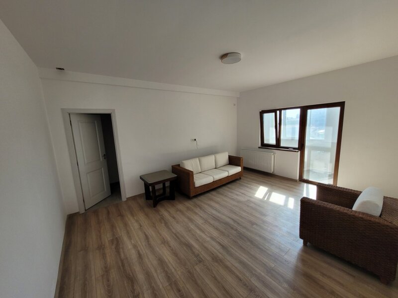 Ultracentral 5 Camere ideal regim hotelier