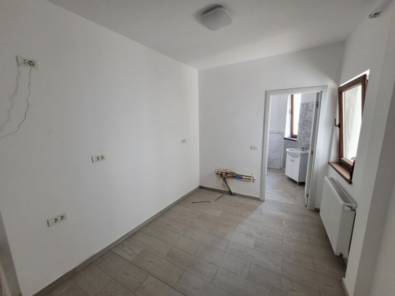 Ultracentral 5 Camere ideal regim hotelier